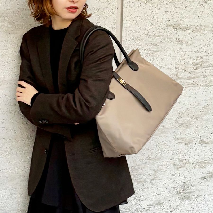 とろろ(ブラック＆ブラウン) BIANCA / V-2261 | VIOLAd'ORO OFFICIAL STORE